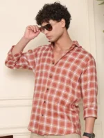 Men Regular Fit Solid Spread Collar Casual Shirt